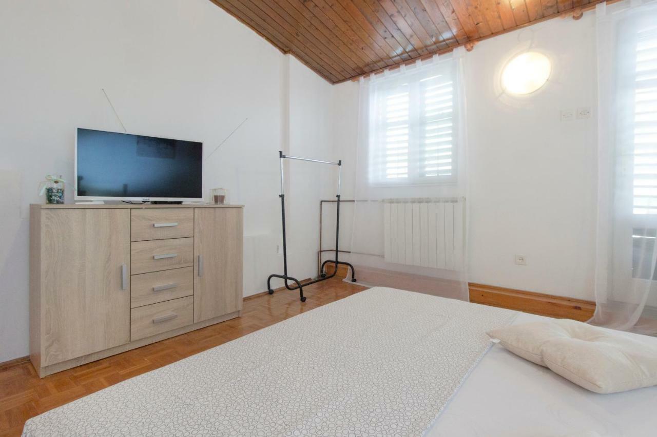 Apartment'S Dalmatia シベニク エクステリア 写真
