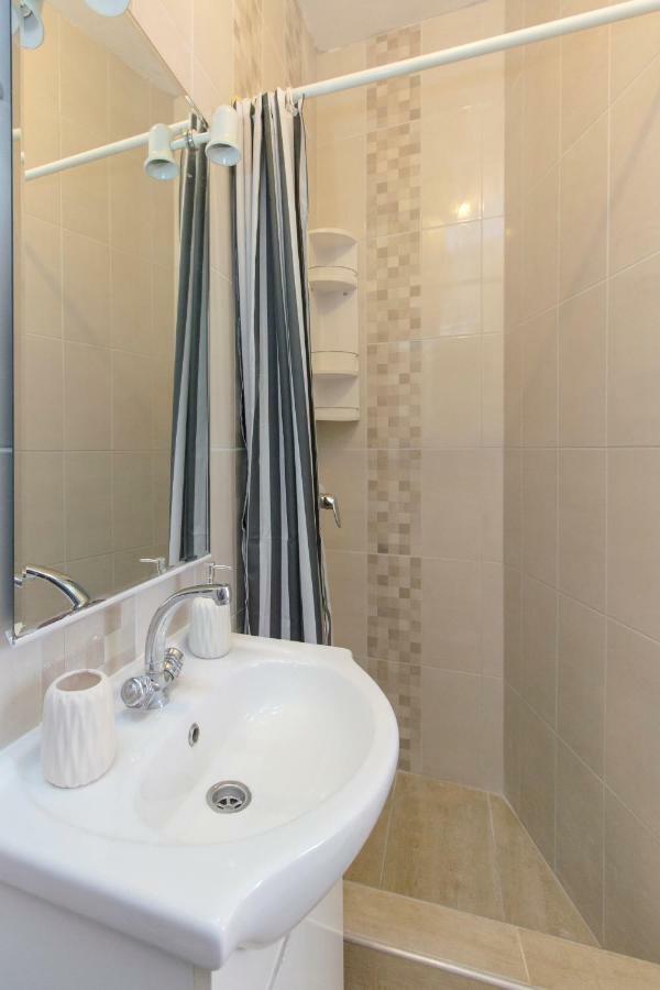 Apartment'S Dalmatia シベニク エクステリア 写真